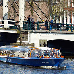 Amsterdam-Canal-Cruise-dutch-matters